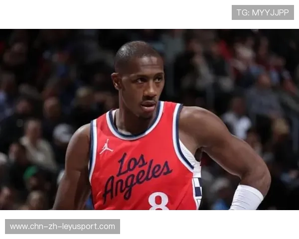 快船面临季后赛危机,防守问题成最大隐患 快船面临季后赛危机,防守问题成最大隐患